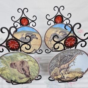 Decorative Collector Plate African Wildlife Elephants, Zebras Giraffes‎ w/ Stand